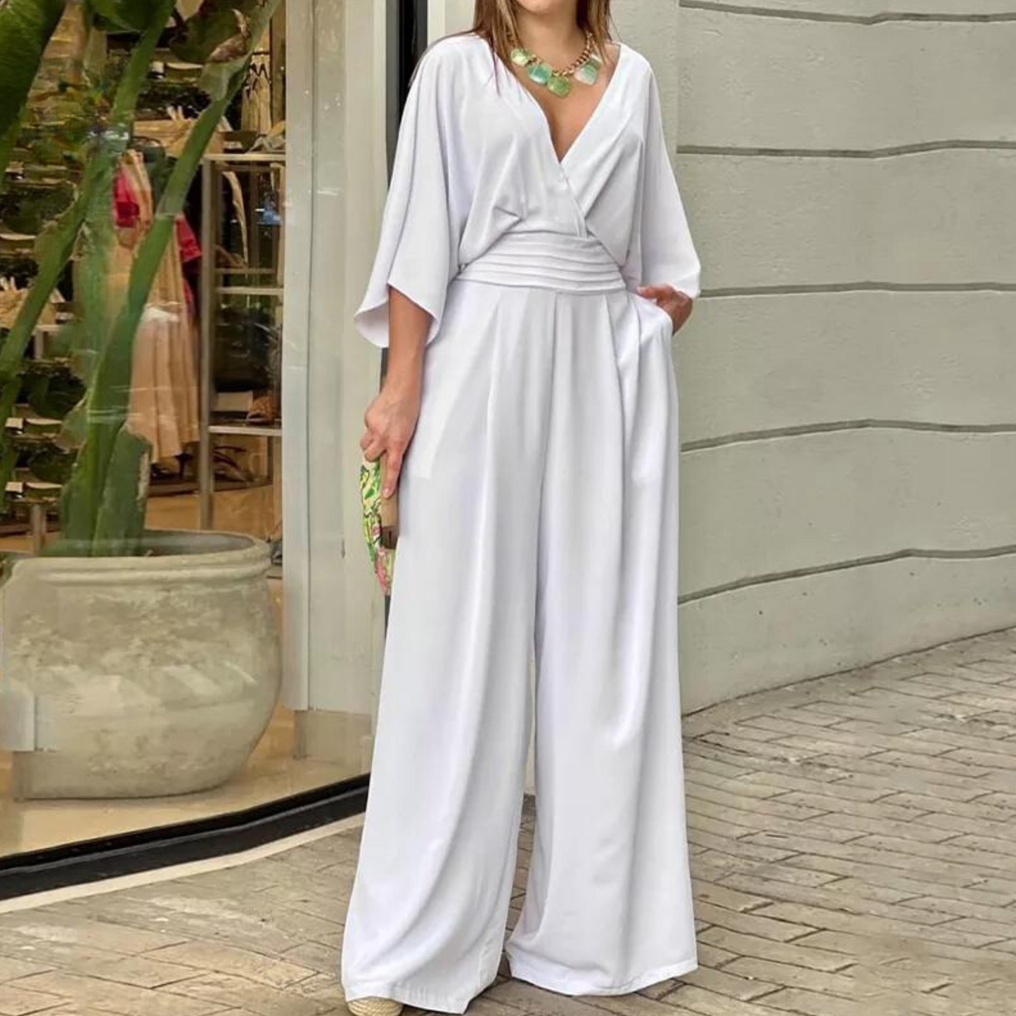 Leandrei - Jumpsuit mit angeschnittener Taille und weiten Beinen