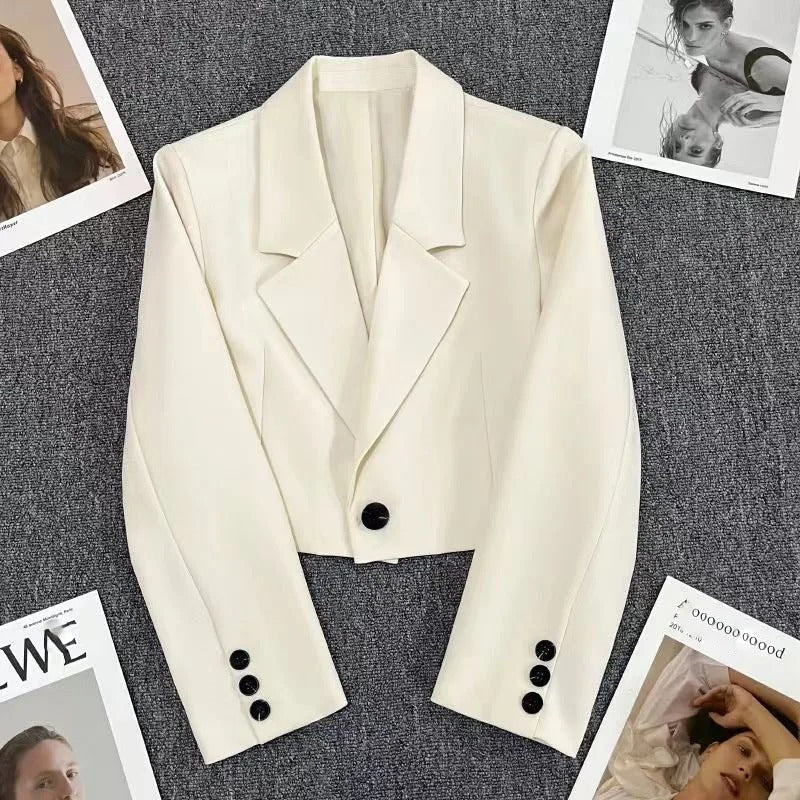 Frida - Cropped Blazer für Frauen