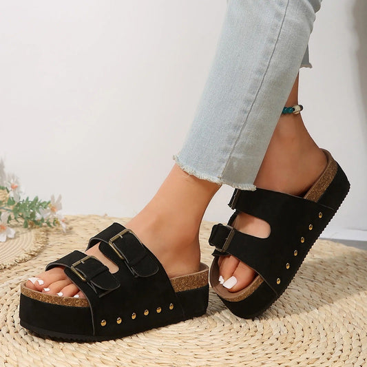 Leona - Sandalen mit doppeltem Riemen und Schnalle